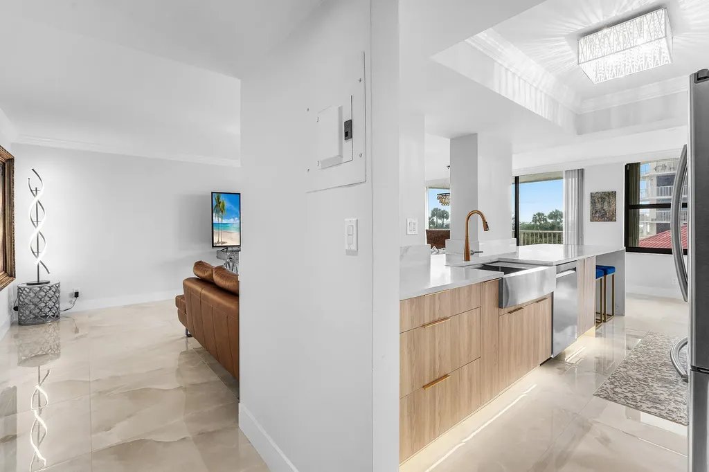 5480 N Ocean Drive Singer Island FL 33404