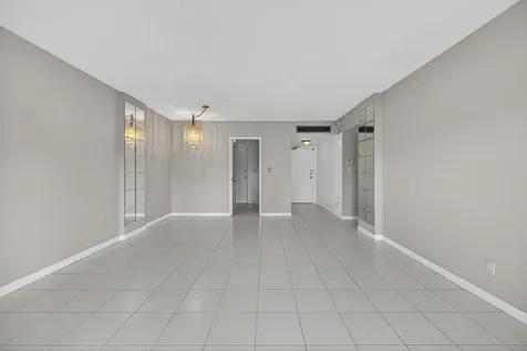 1831 NE 38th Street Oakland Park FL 33308
