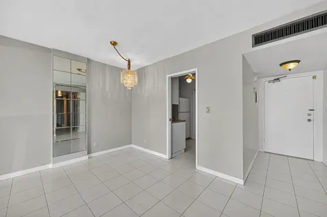 1831 NE 38th Street Oakland Park FL 33308
