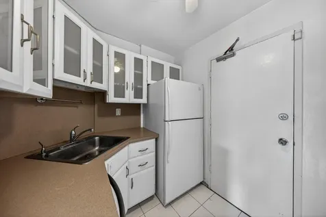 1831 NE 38th Street Oakland Park FL 33308