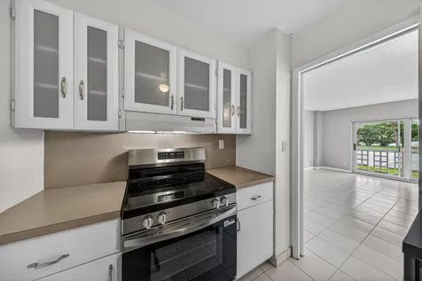 1831 NE 38th Street Oakland Park FL 33308