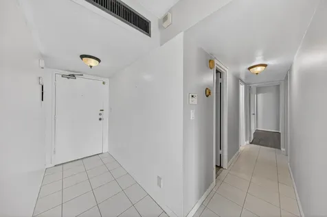 1831 NE 38th Street Oakland Park FL 33308