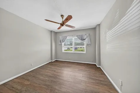 1831 NE 38th Street Oakland Park FL 33308