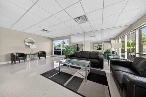 1831 NE 38th Street Oakland Park FL 33308