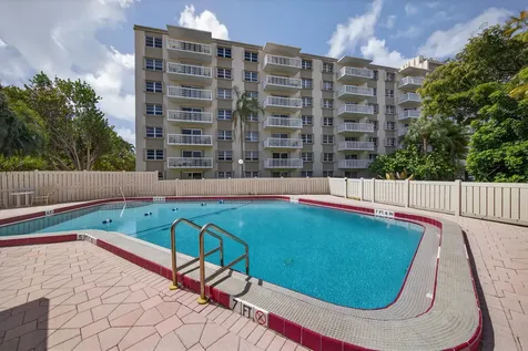 1831 NE 38th Street Oakland Park FL 33308