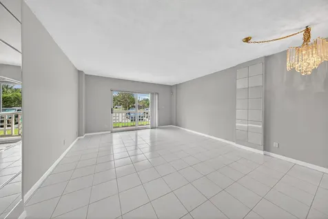 1831 NE 38th Street Oakland Park FL 33308