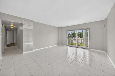1831 NE 38th Street Oakland Park FL 33308