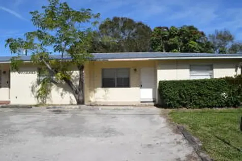 800 Kanner Drive Fort Pierce FL 34982