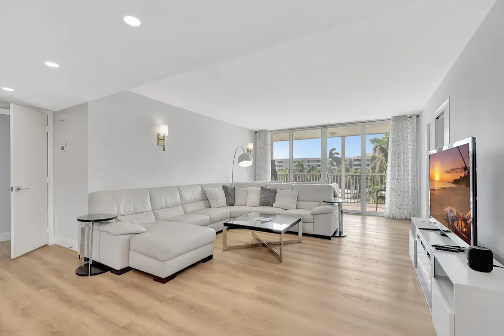 1 Harbourside Drive Delray Beach FL 33483