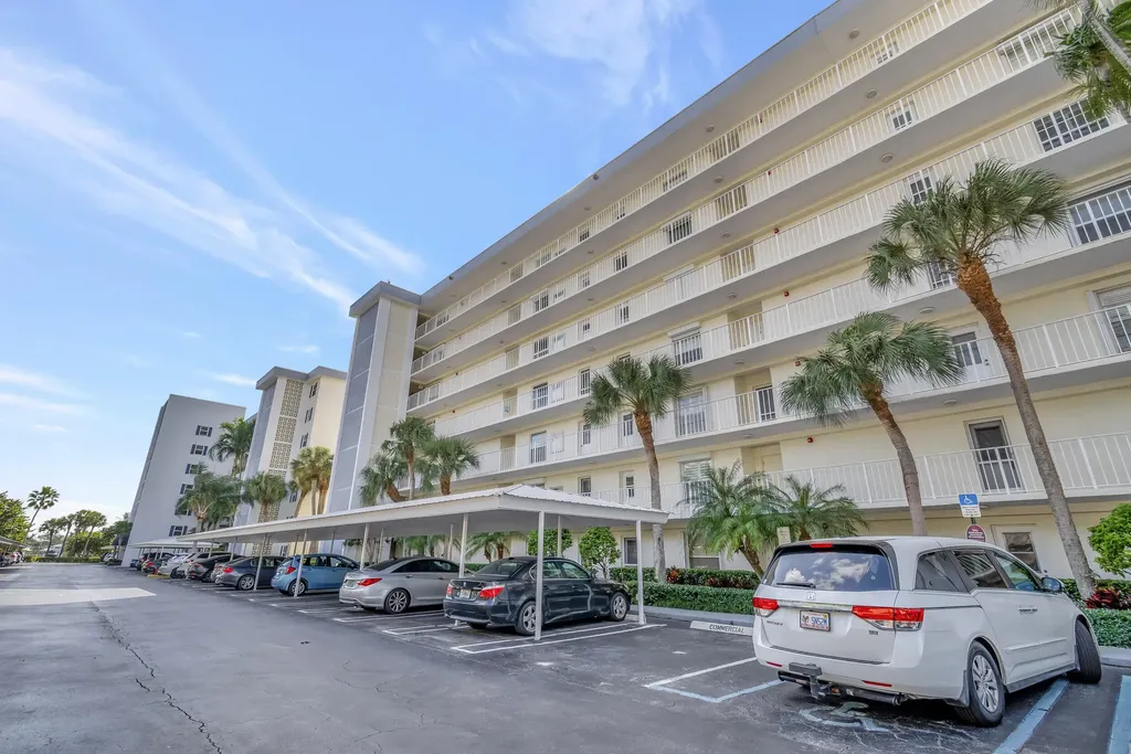 1 Harbourside Drive Delray Beach FL 33483
