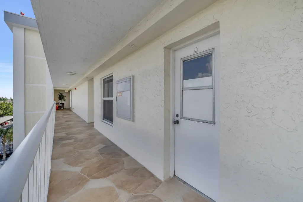 1 Harbourside Drive Delray Beach FL 33483
