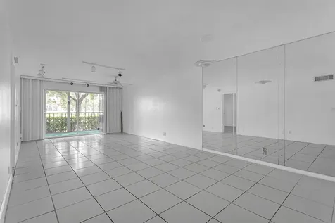 5860 NW 44th Street Lauderhill FL 33319