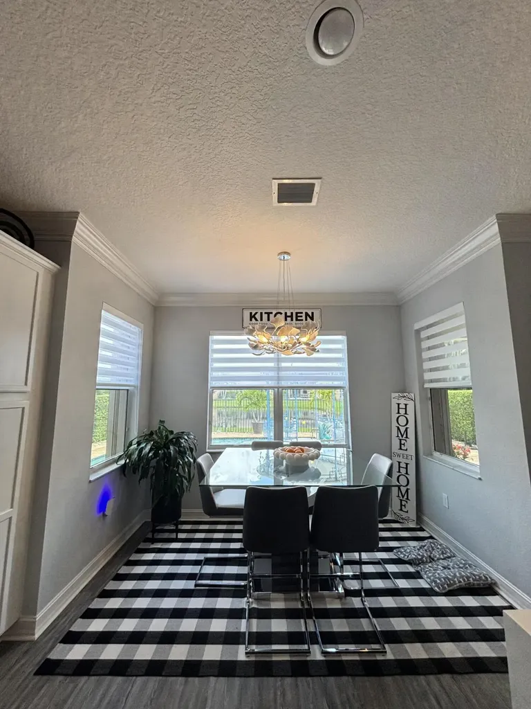 8219 Calabria Lakes Drive Boynton Beach FL 33473