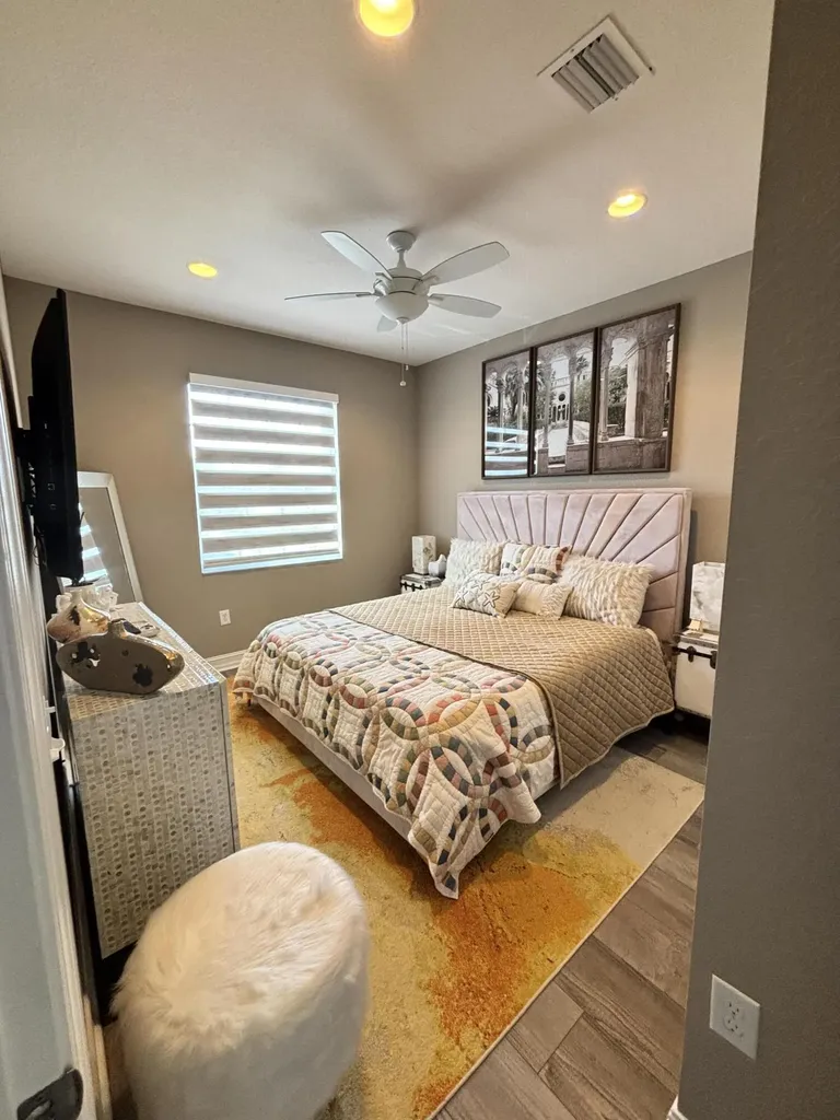 8219 Calabria Lakes Drive Boynton Beach FL 33473