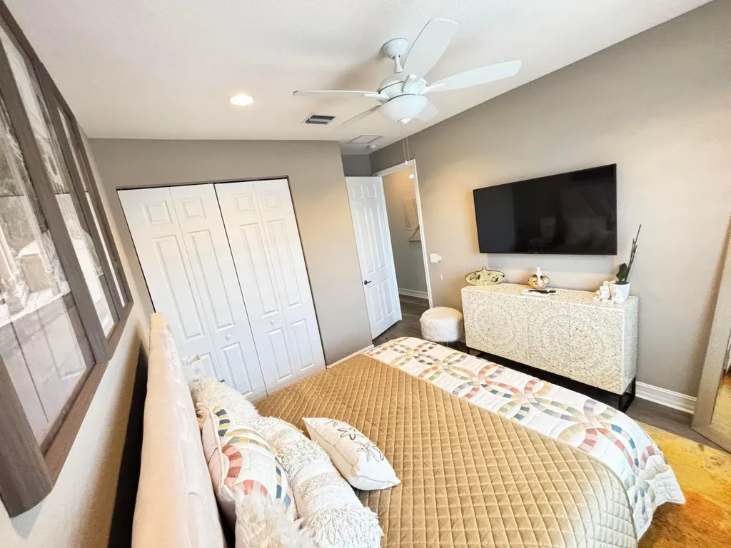 8219 Calabria Lakes Drive Boynton Beach FL 33473