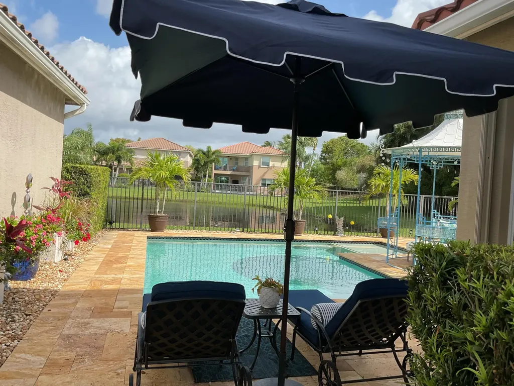 8219 Calabria Lakes Drive Boynton Beach FL 33473