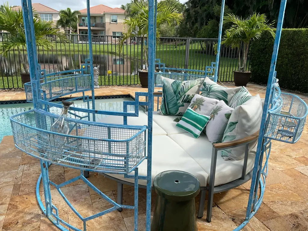 8219 Calabria Lakes Drive Boynton Beach FL 33473