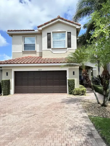 8219 Calabria Lakes Drive Boynton Beach FL 33473
