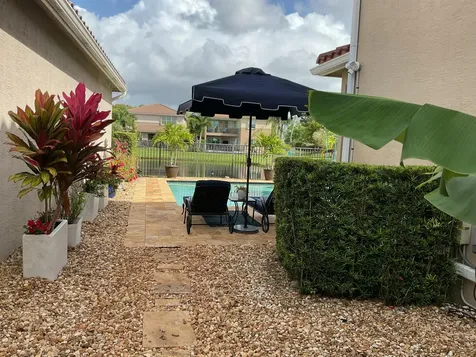8219 Calabria Lakes Drive Boynton Beach FL 33473