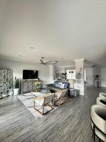 8219 Calabria Lakes Drive Boynton Beach FL 33473
