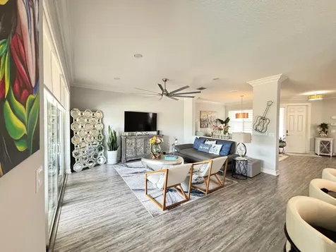 8219 Calabria Lakes Drive Boynton Beach FL 33473