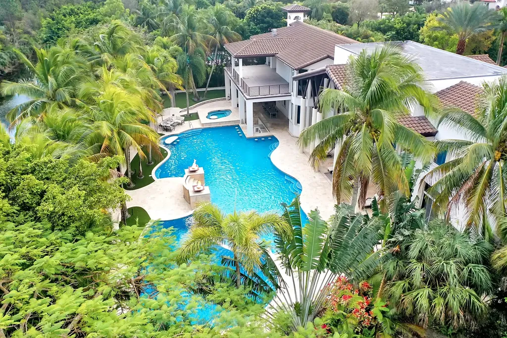 7272 NW 62nd Terrace Parkland FL 33067