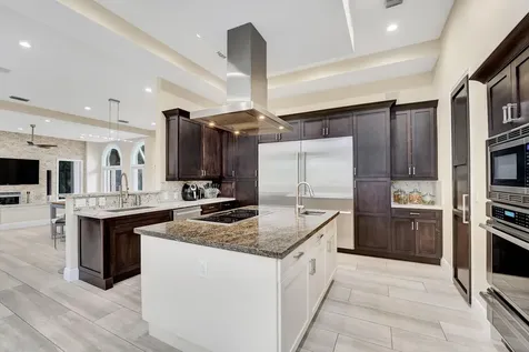 7272 NW 62nd Terrace Parkland FL 33067