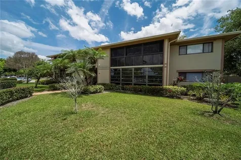 9425 S Belfort Circle Tamarac FL 33321