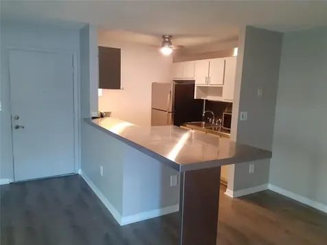 9425 S Belfort Circle Tamarac FL 33321