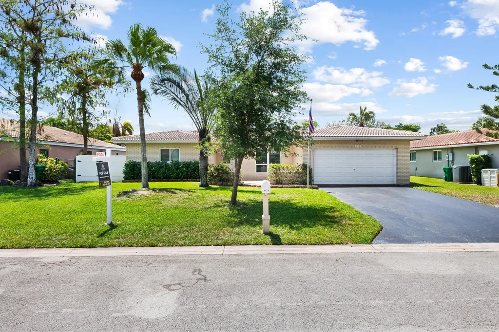 8478 NW 14th Court Coral Springs FL 33071