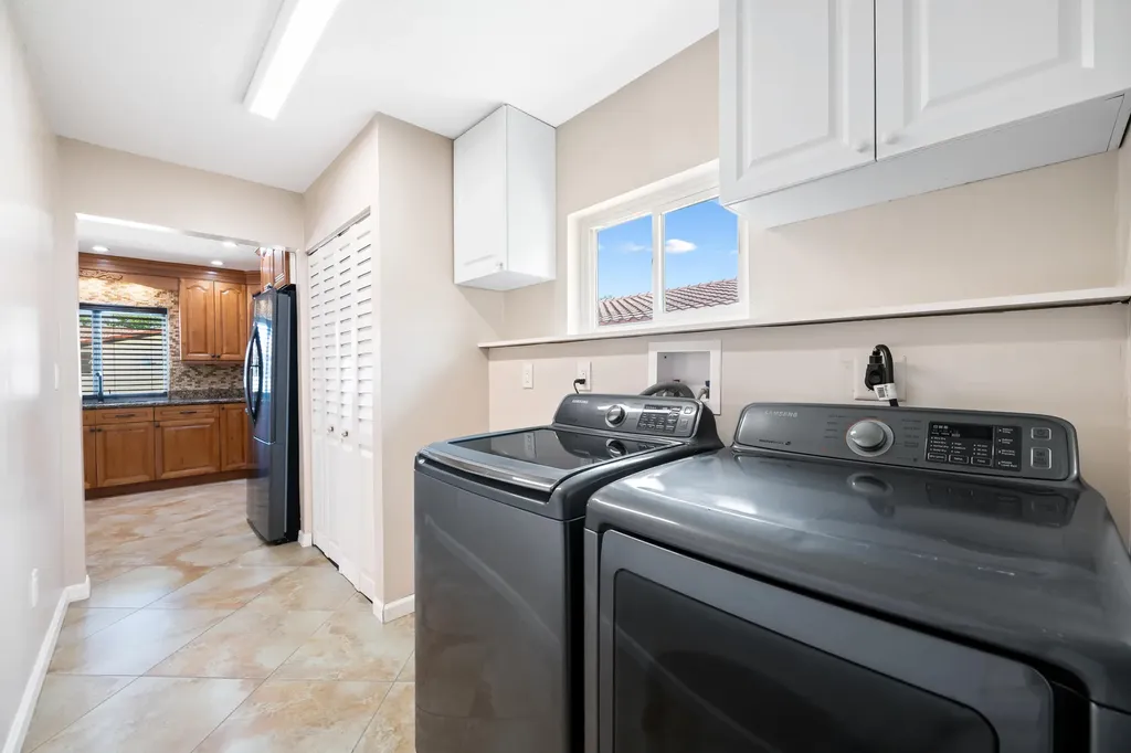8478 NW 14th Court Coral Springs FL 33071