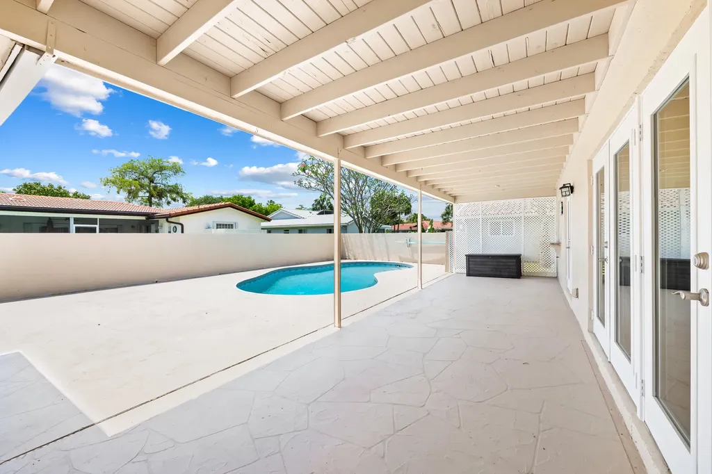 8478 NW 14th Court Coral Springs FL 33071