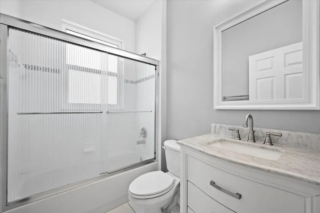 1575 Newhaven Point Lane West Palm Beach FL 33411
