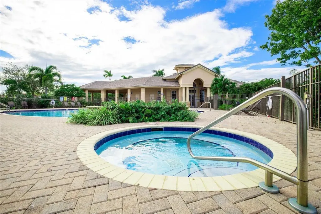 1575 Newhaven Point Lane West Palm Beach FL 33411