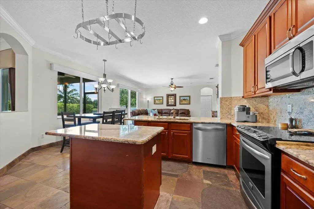 1575 Newhaven Point Lane West Palm Beach FL 33411