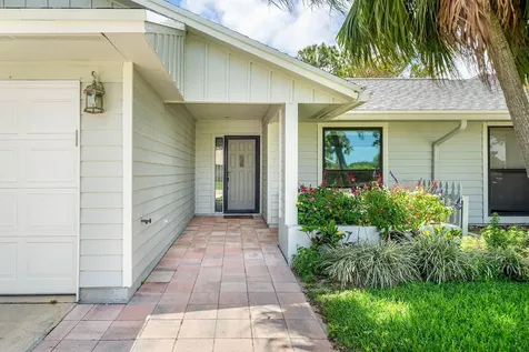 8560 SE Eaglewood Way Hobe Sound FL 33455