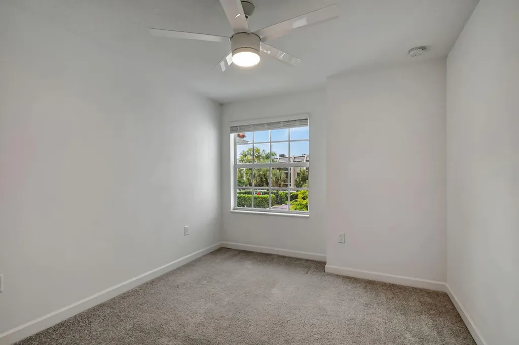 6851 Broadwater Lane Lake Worth FL 33467