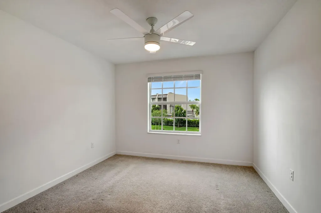 6851 Broadwater Lane Lake Worth FL 33467