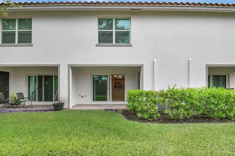 6851 Broadwater Lane Lake Worth FL 33467