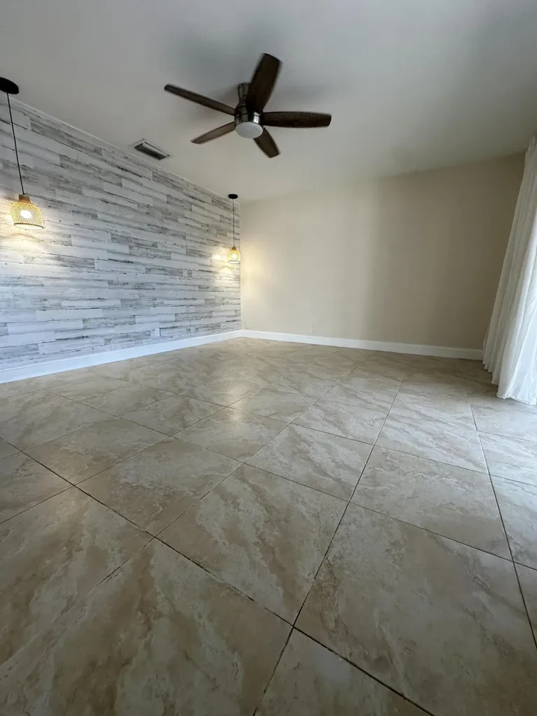 5605 SW 24th Avenue Fort Lauderdale FL 33312