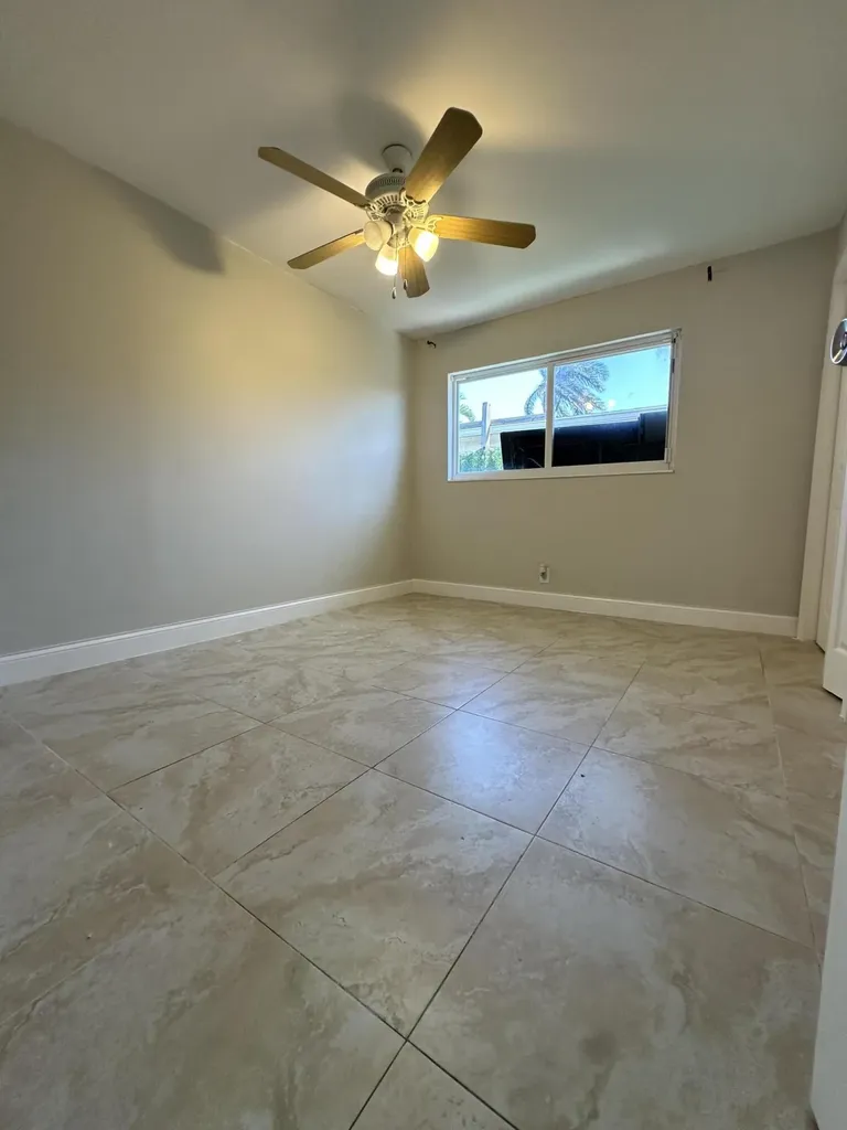 5605 SW 24th Avenue Fort Lauderdale FL 33312