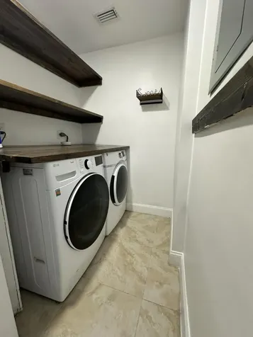 5605 SW 24th Avenue Fort Lauderdale FL 33312