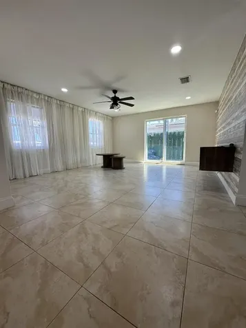 5605 SW 24th Avenue Fort Lauderdale FL 33312