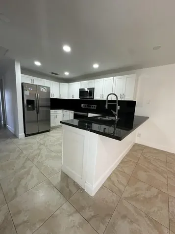 5605 SW 24th Avenue Fort Lauderdale FL 33312