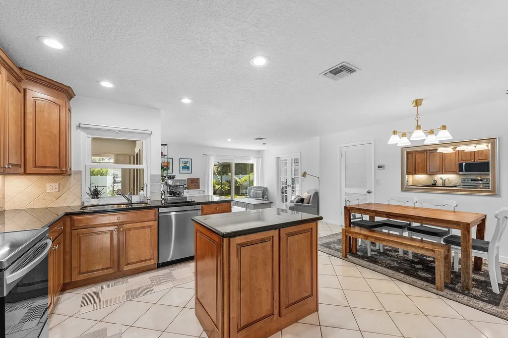 17680 Pine Needle Terrace Boca Raton FL 33487