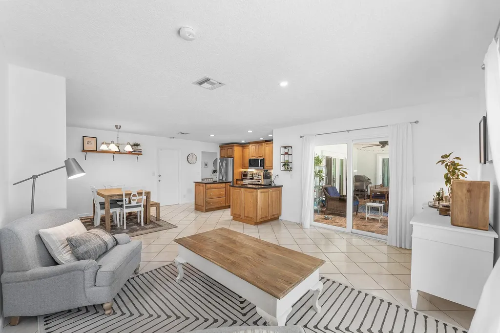 17680 Pine Needle Terrace Boca Raton FL 33487