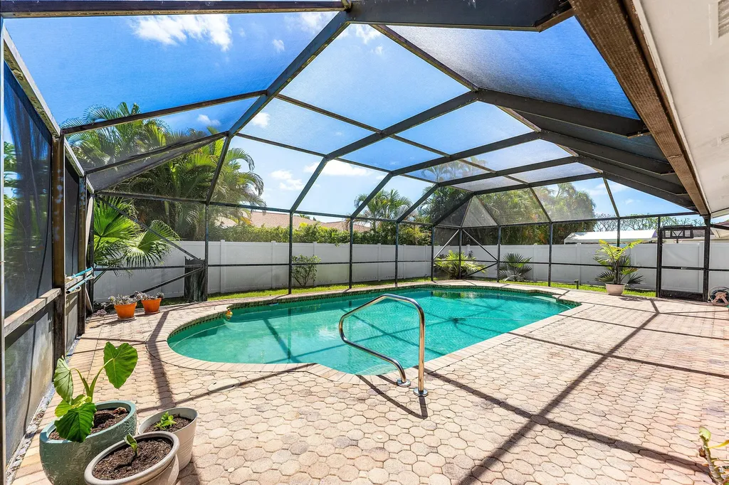 17680 Pine Needle Terrace Boca Raton FL 33487