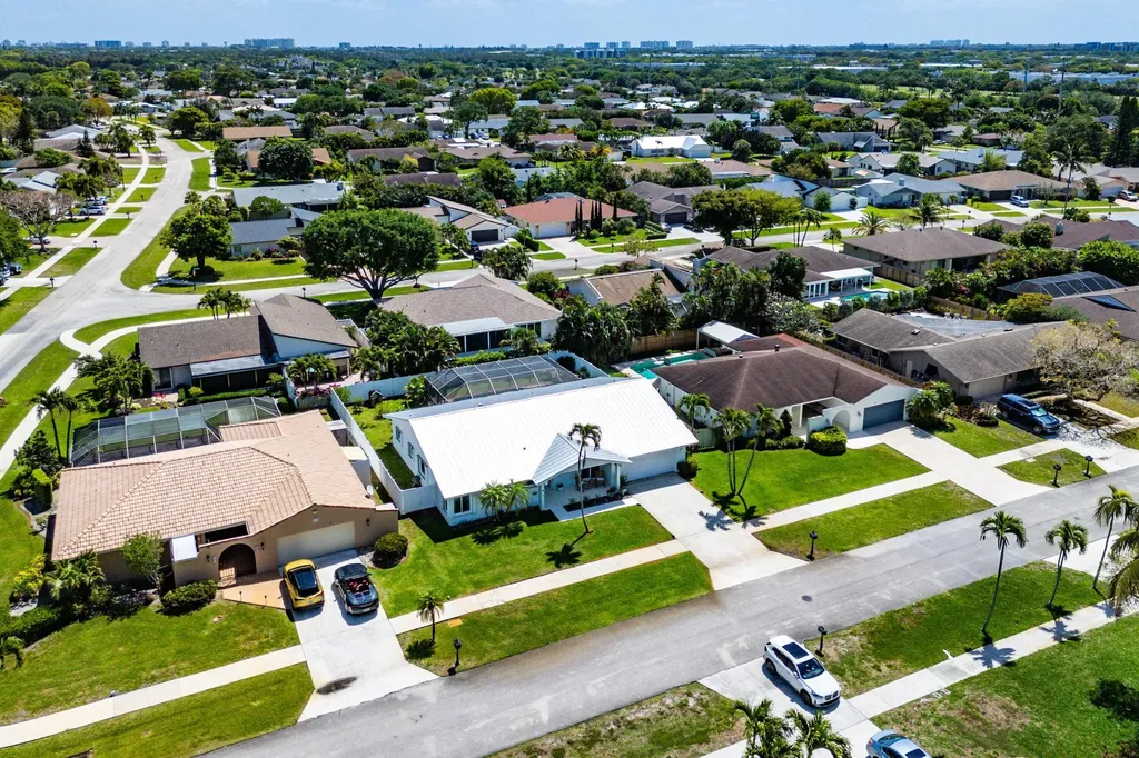 17680 Pine Needle Terrace Boca Raton FL 33487