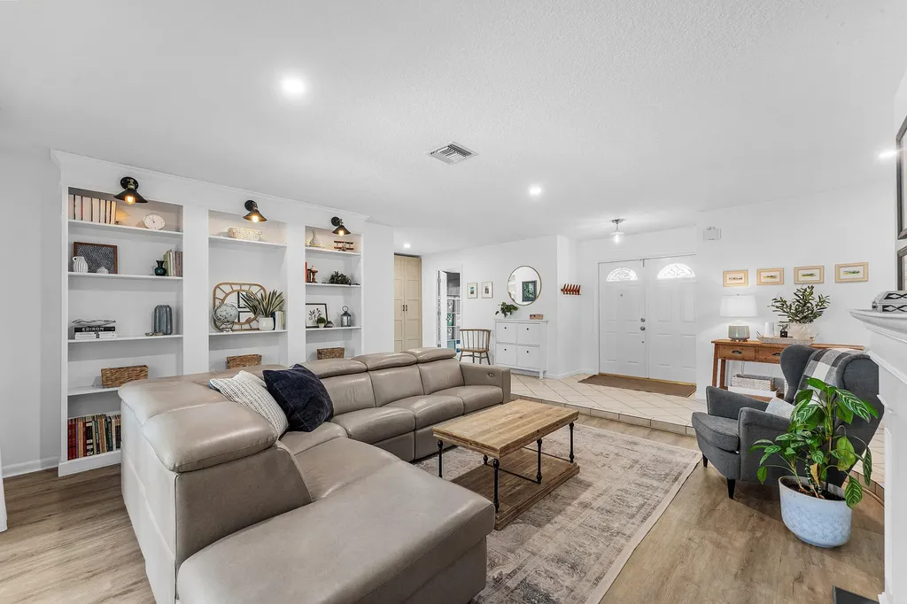 17680 Pine Needle Terrace Boca Raton FL 33487