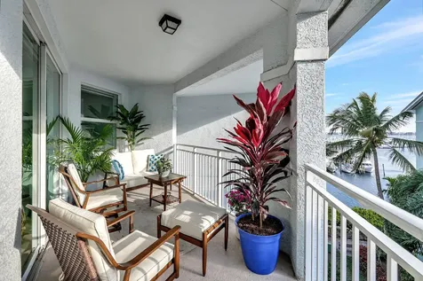 875 NW Flagler Avenue Stuart FL 34994